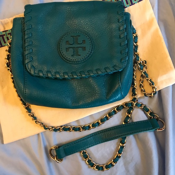 Tory Burch Handbags - Tory Burch Marion Small Cross Body Bag
